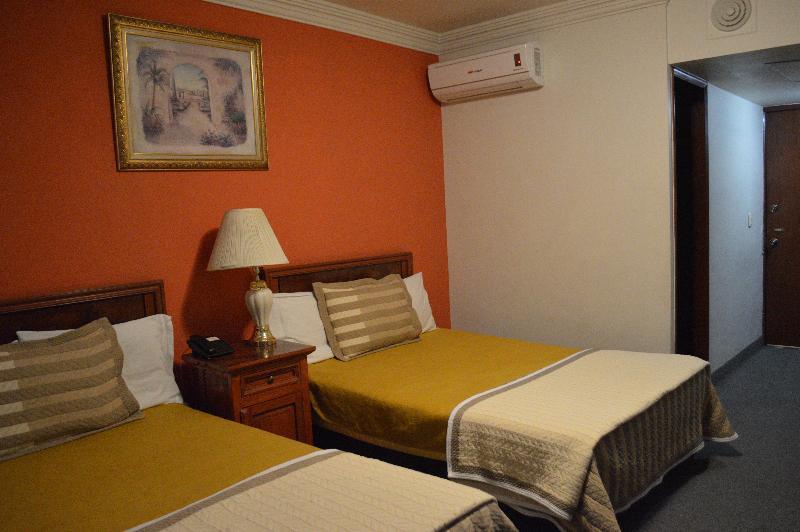 Hotel Las Pergolas Guadalajara Kültér fotó